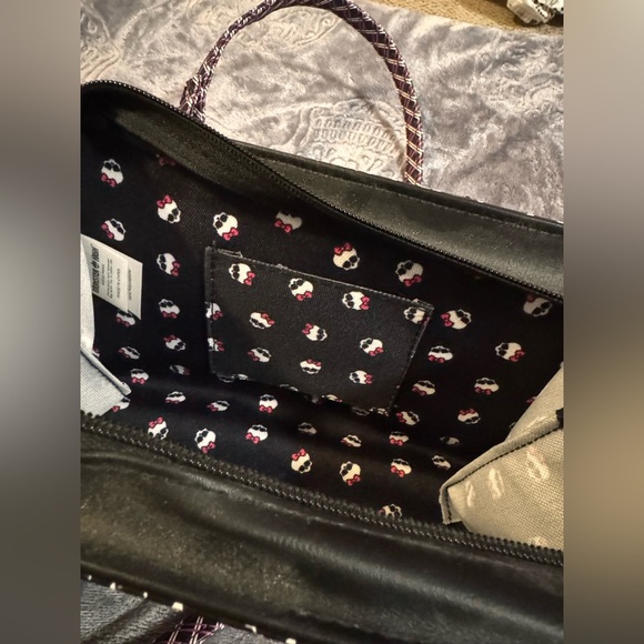 Monster High Purse - Picture 3 of 4